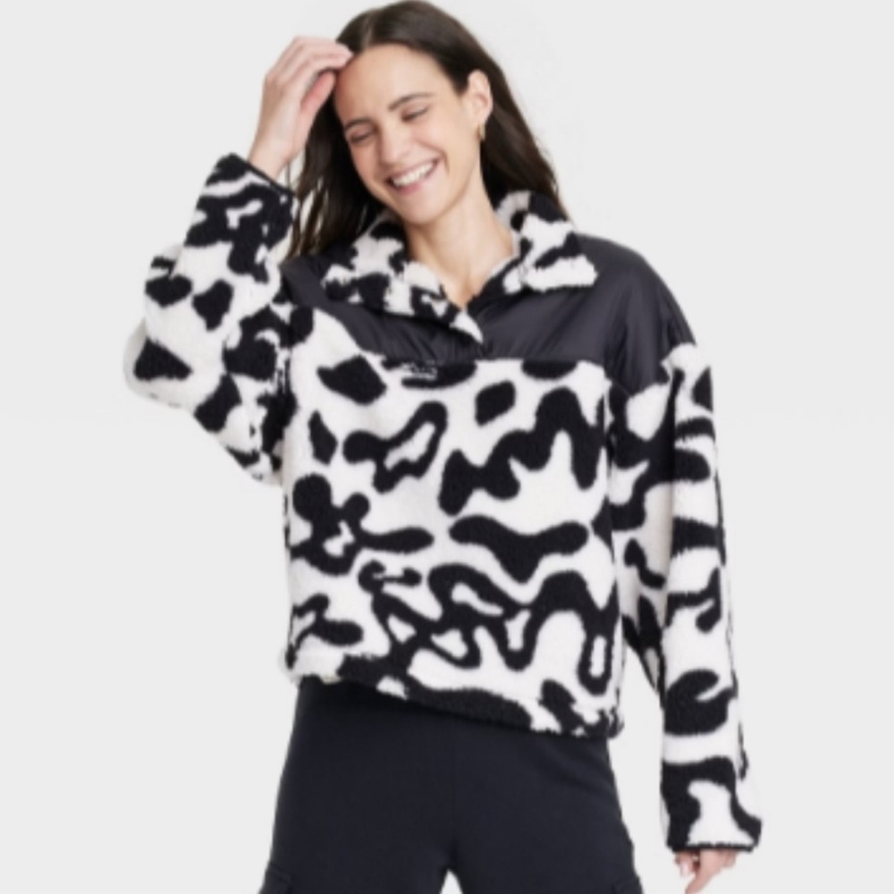 New! Grayson Threads Women's Pattern Graphic Faux-Fur Jacket, Black & White